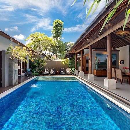 Lakshmi Villas スミニャック エクステリア 写真